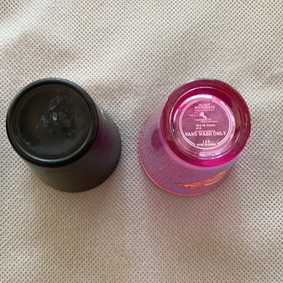 🥳FREE GIFT 🎁
⭐️W/$20 purchase - Picture 4 of 5